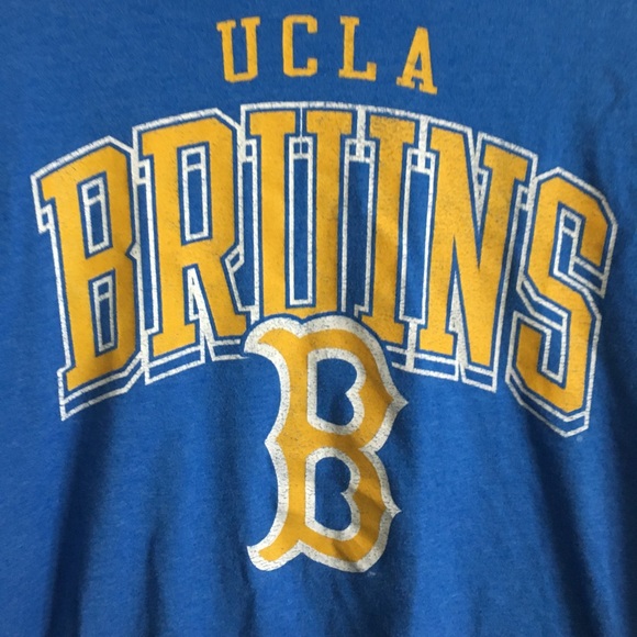 UCLA Bruins T-Shirt - Picture 3 of 6